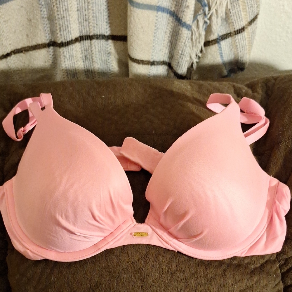 Victoria's Secret Light Pink Bra